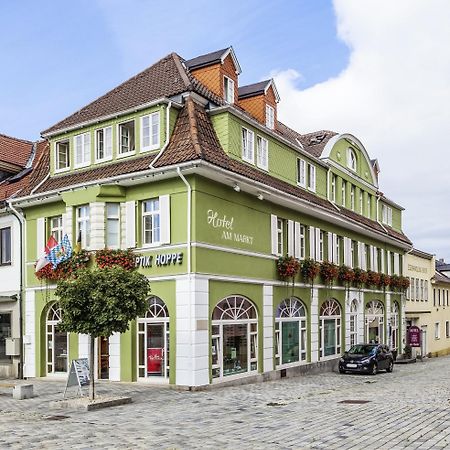 Hotel Garni Am Markt - Businesshotel - Fruehstuecksbuffet - Fahrradabstellplatz - Hunde Willkommen Нойщад бай Кобург Екстериор снимка