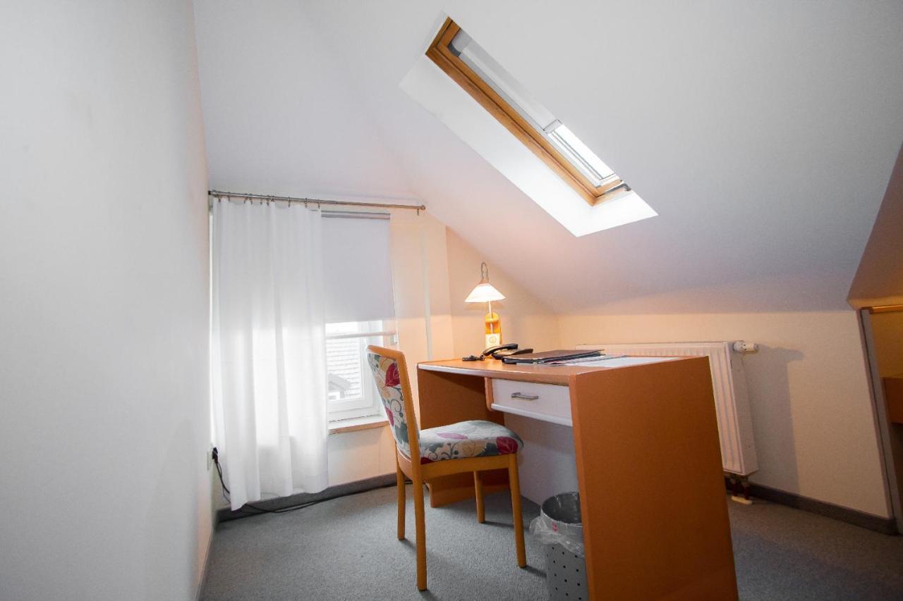 Hotel Garni Am Markt - Businesshotel - Fruehstuecksbuffet - Fahrradabstellplatz - Hunde Willkommen Нойщад бай Кобург Екстериор снимка
